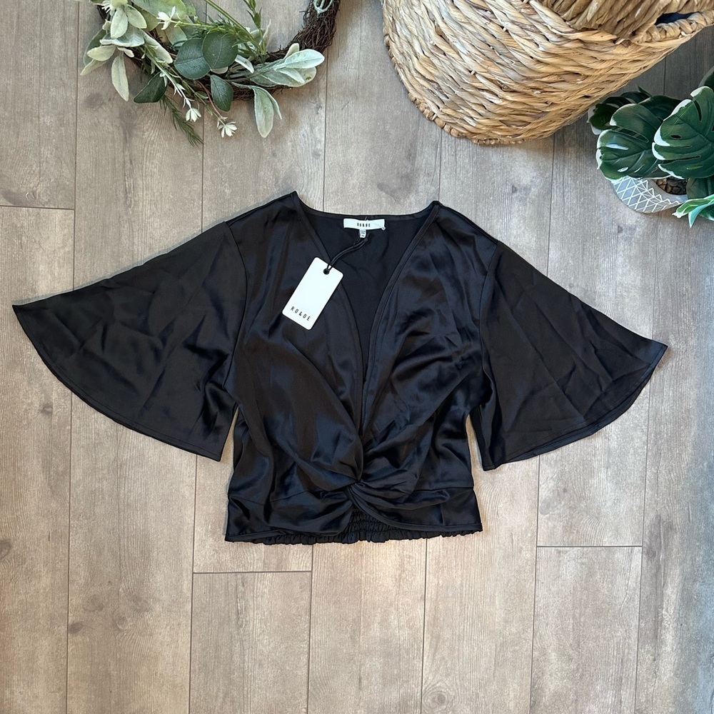 New Anthropologie Ro & De Women’s Cropped Elegant Black Satin Blouse - Picture 2 of 11
